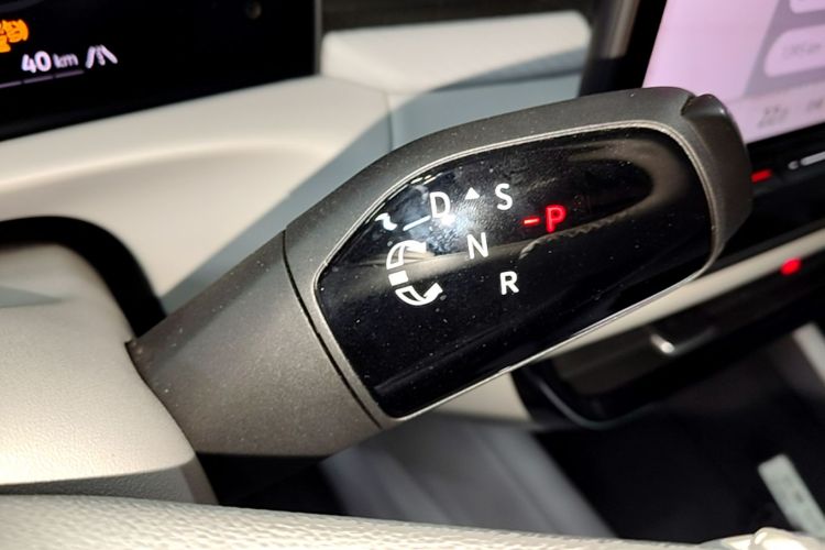2025 #16 2025 car image #16
