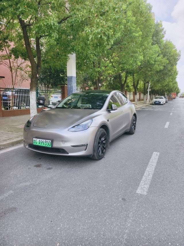 Tesla Model Y 2023 Tesla Model Y 2023 car image