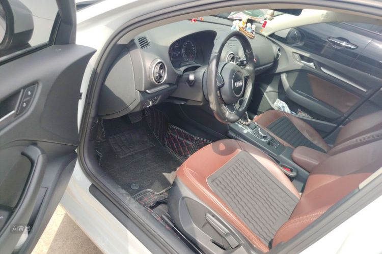 Audi A3 2016 car image #18
