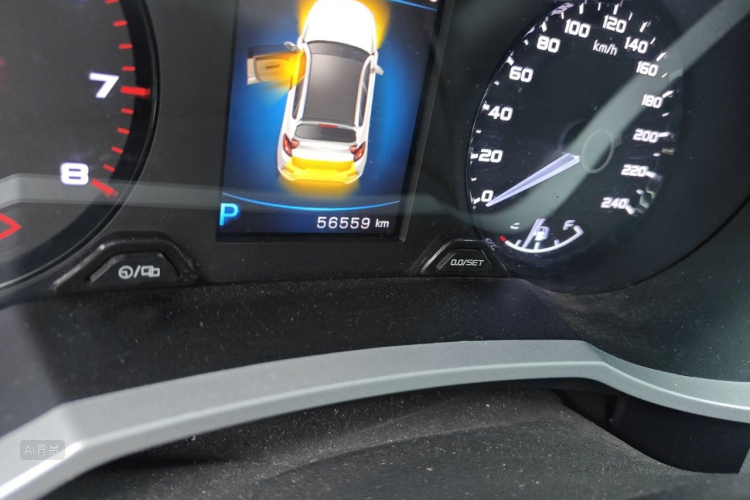 GEELY Emgrand GS 2018 car image #14
