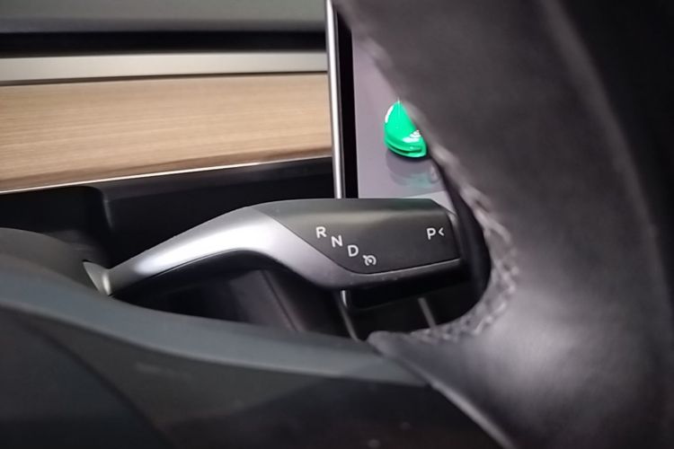 Tesla Model 3 2023 #14 Tesla Model 3 2023 car image #14