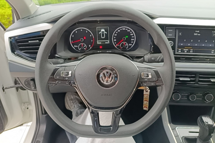 Volkswagen Polo 2019 #11 Volkswagen Polo 2019 car image #11