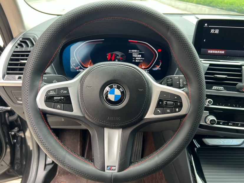 BMW X3 2021 car image #9