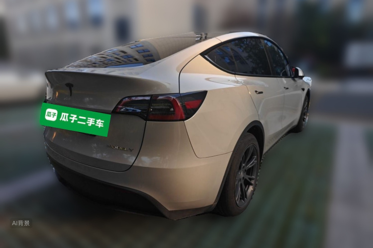 Tesla Model Y 2024 #7 Tesla Model Y 2024 car image #7
