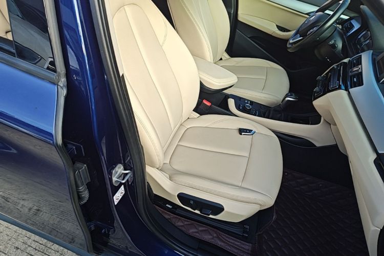 BMW X1 2019 #24 BMW X1 2019 car image #24