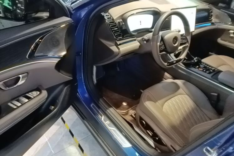 BYD Han 2022 car image #16