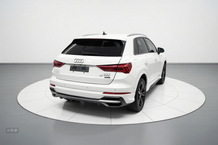 Audi Q3 2021 car image #7