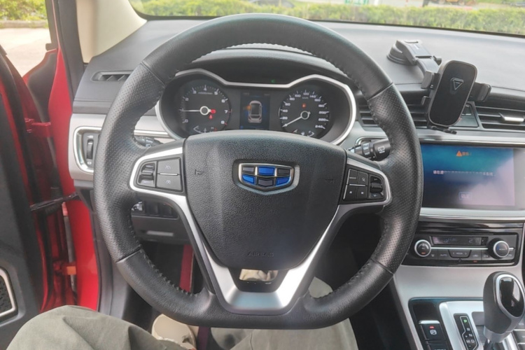 GEELY Emgrand GS 2018 car image #11