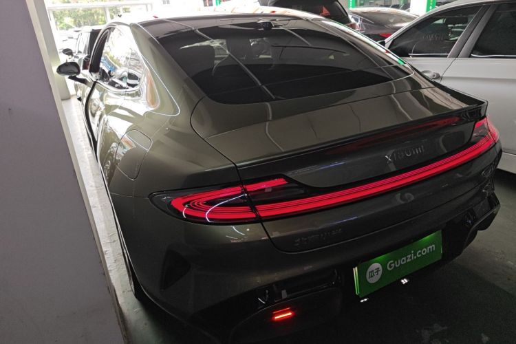 MI SU7 2024 image de voiture #5