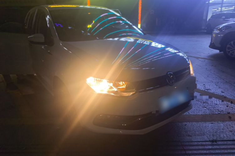 Volkswagen Polo 2017 car image #4