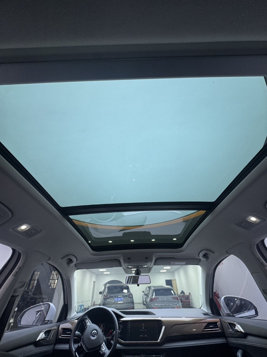 Volkswagen Tharu 2022 car image #7