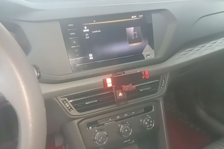 Volkswagen Tharu 2022 car image #13
