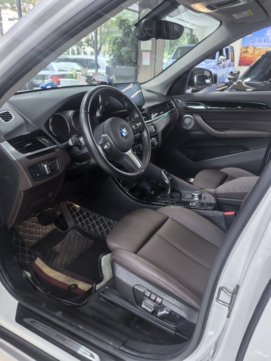 BMW X1 2023 car image #8