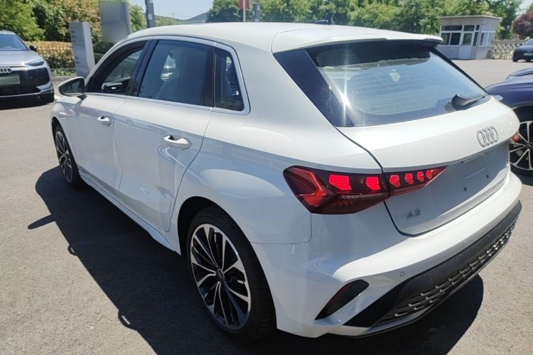 Audi A3 2026 immagine di auto #5