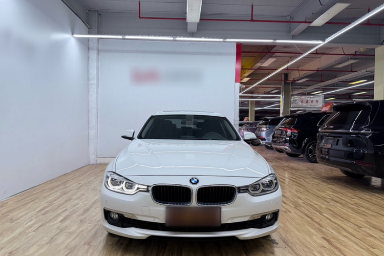 BMW 3 Series 2017 صورة سيارة #6