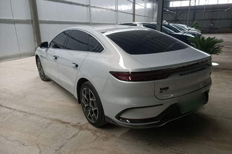 BYD Han 2024 car image #5