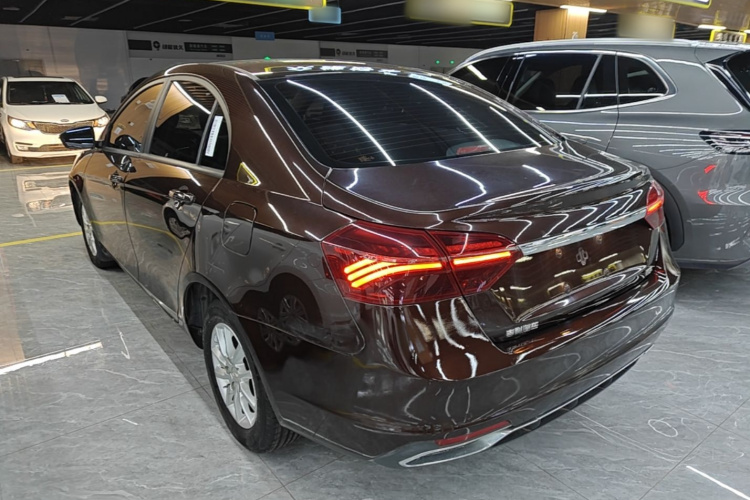 GEELY Emgrand 2020 car image #7