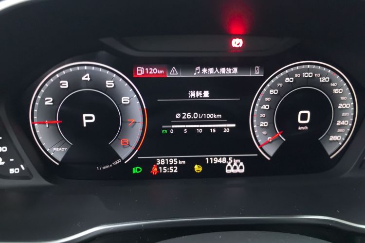 Audi Q3 2023 car image #16