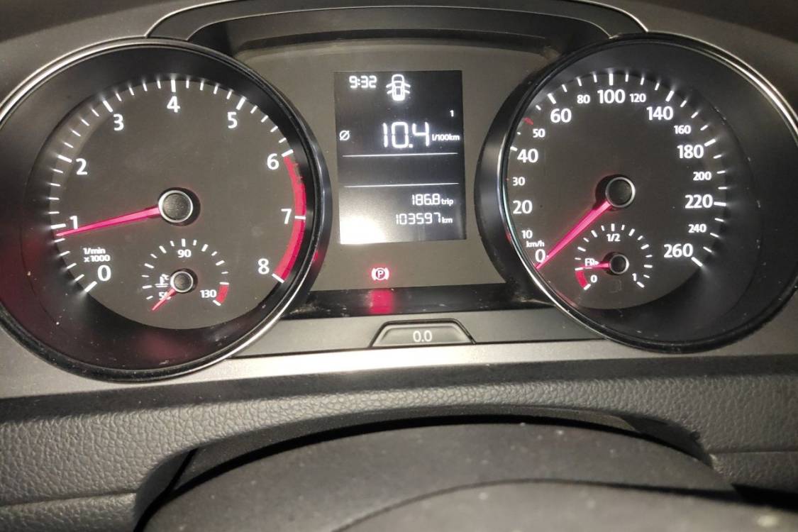 Volkswagen Golf 2014 car image #25