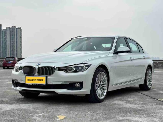 BMW 3 Series 2018 صورة سيارة #18