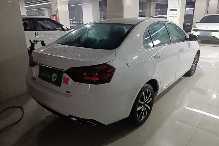 GEELY Emgrand 2019 #7 GEELY Emgrand 2019 car image #7