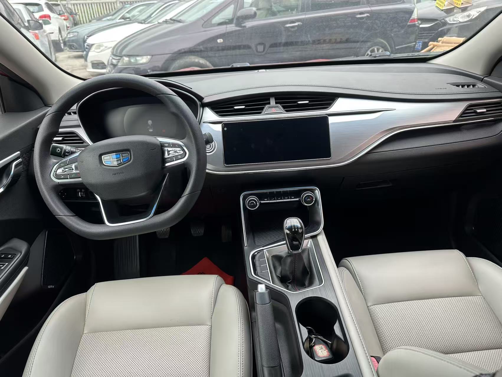 GEELY Binray 2018 image de voiture #6