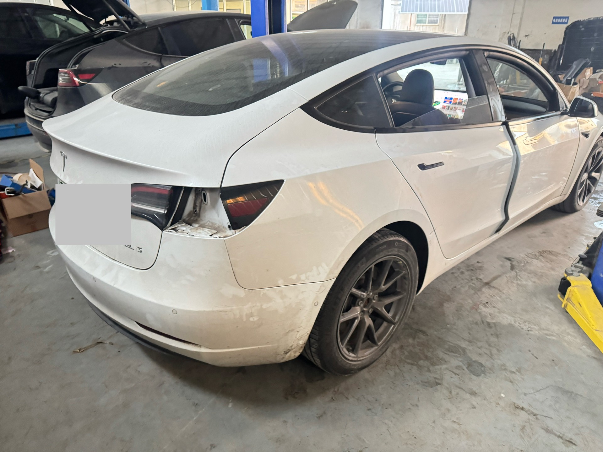 Tesla Model 3 2021 immagine di auto #3