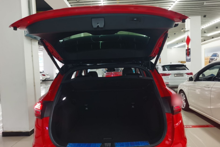 GEELY Coolray 2020 immagine di auto #19