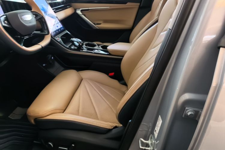 GEELY Boyue L 2022 car image #15
