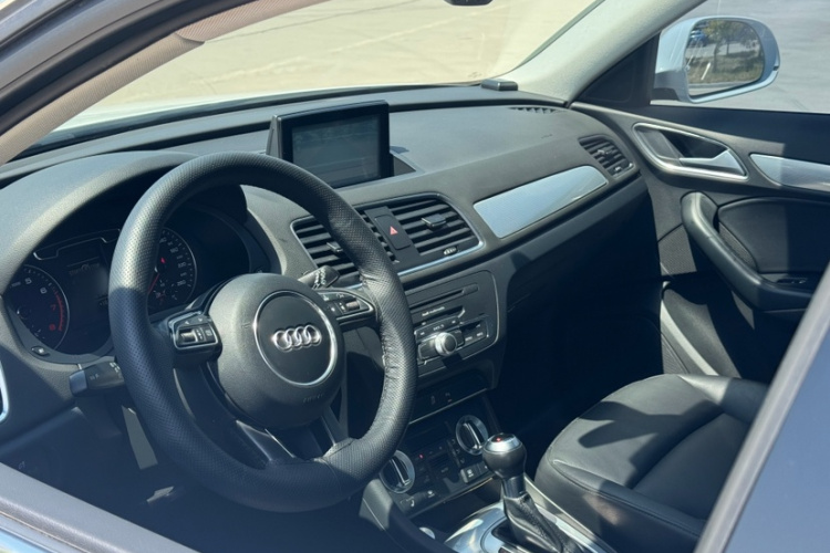 Audi Q3 2016 #12 Audi Q3 2016 car image #12