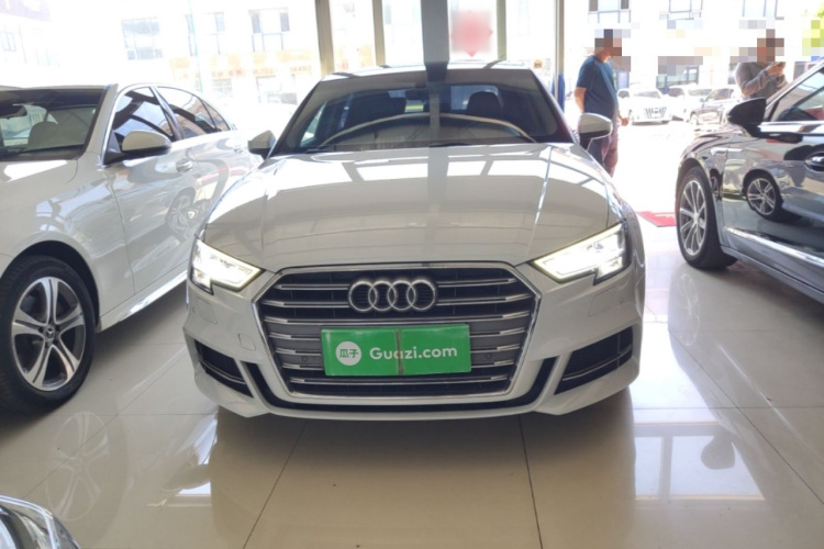 Audi A3 2020 immagine di auto #3