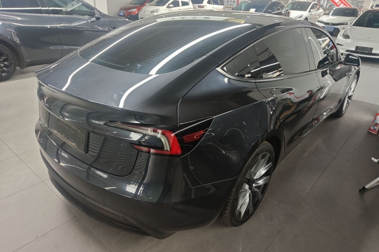Tesla Model 3 2024 #5 Tesla Model 3 2024 car image #5