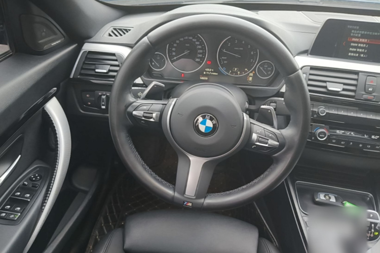 BMW 3 Series GT 2019 car image #11