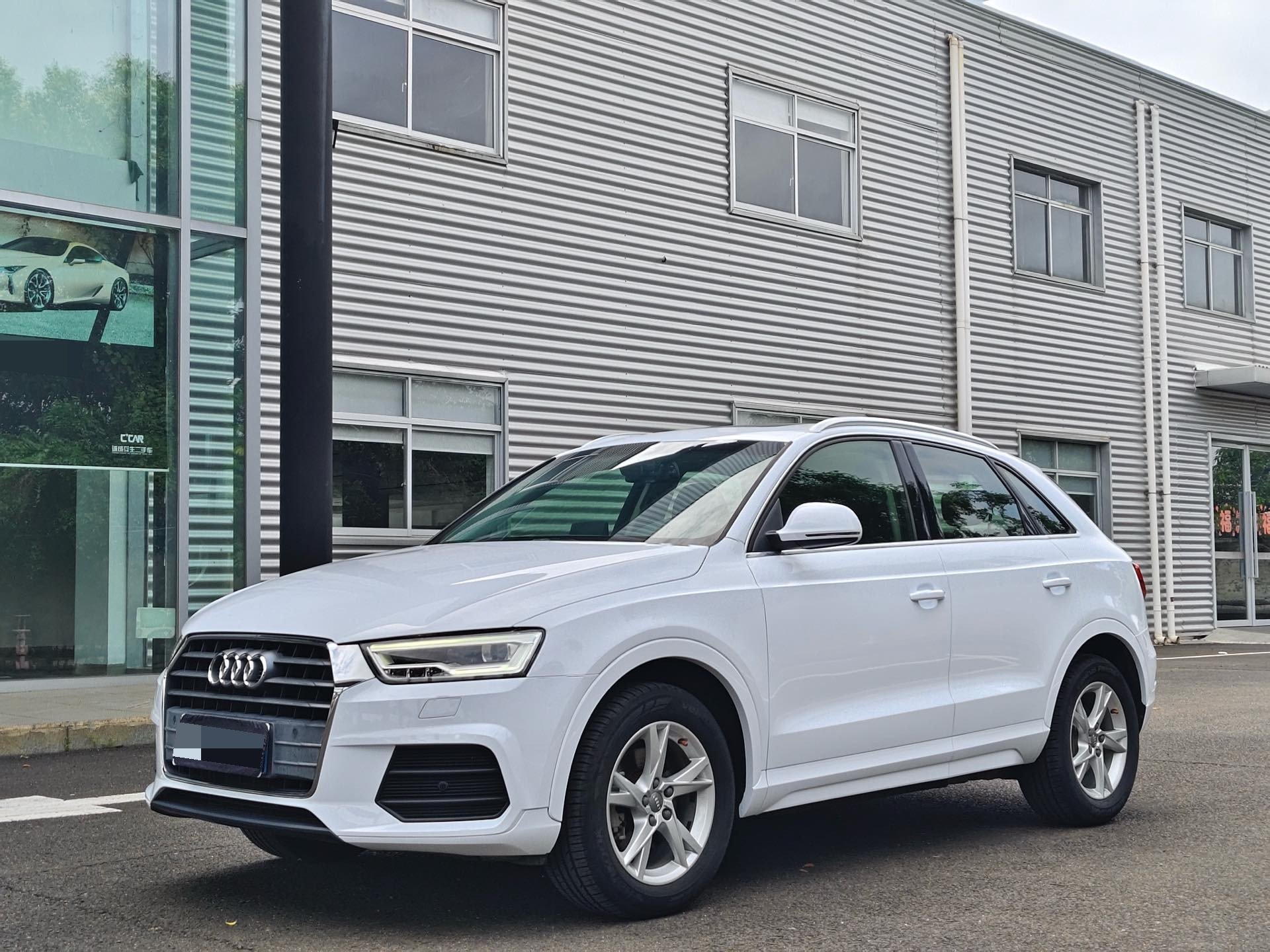 Audi Q3 2019 Audi Q3 2019 car image