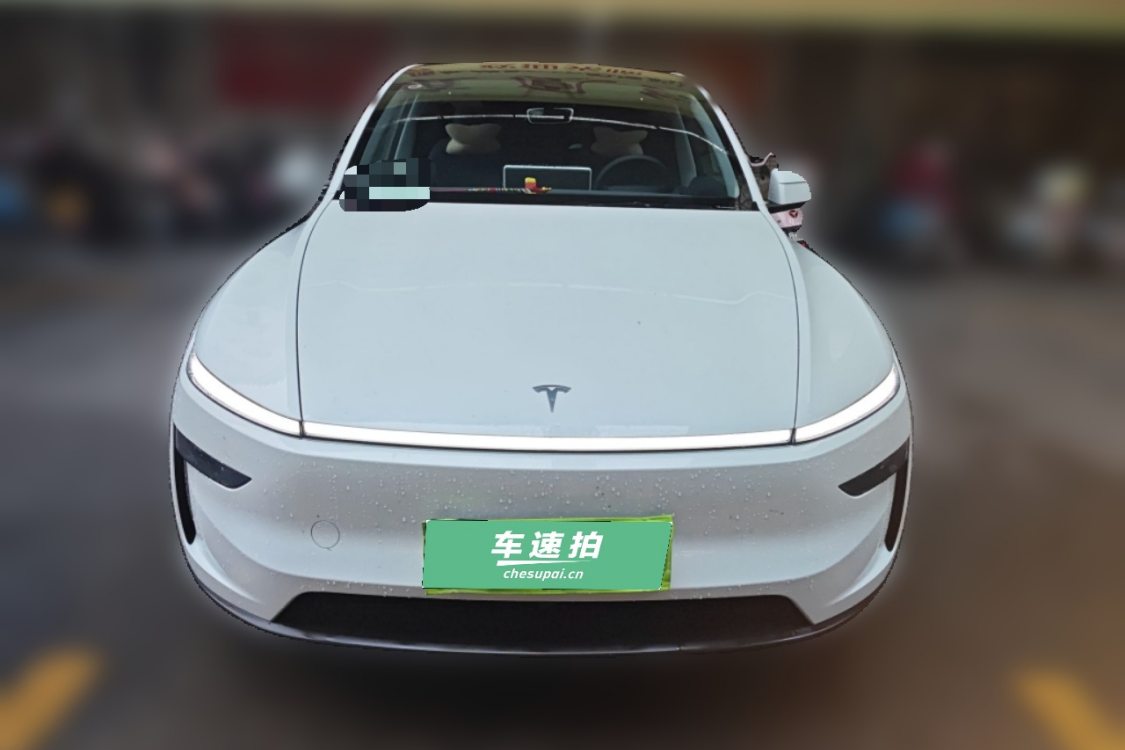 Tesla Model Y 2025 #5 Tesla Model Y 2025 car image #5