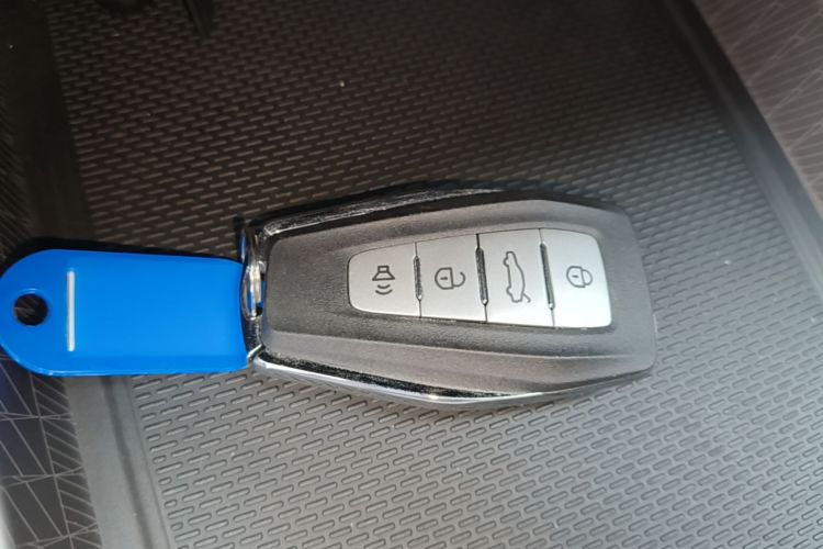 GEELY Emgrand 2023 car image #9