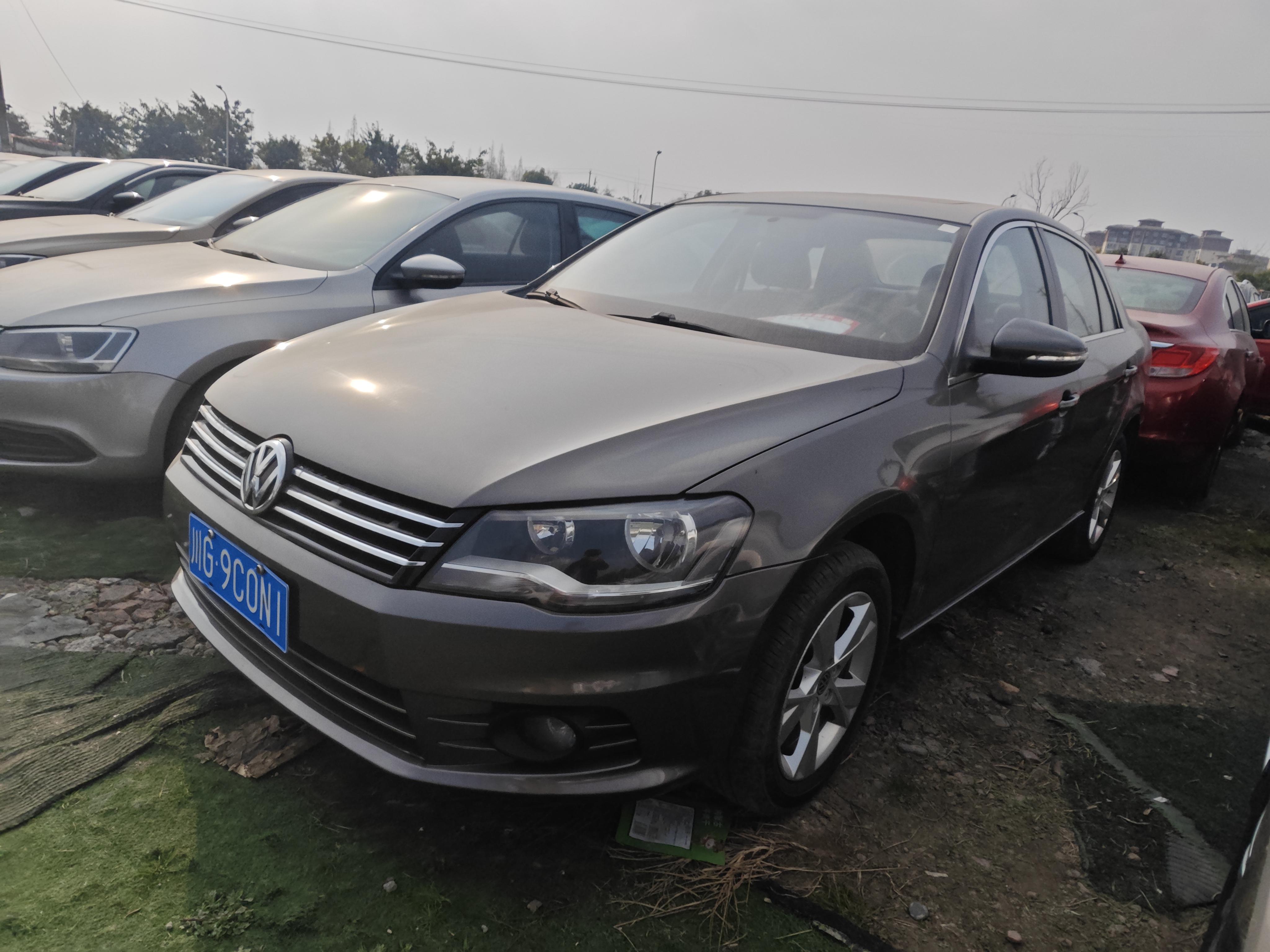 Volkswagen Bora 2014 #2 Volkswagen Bora 2014 изображение автомобиля #2