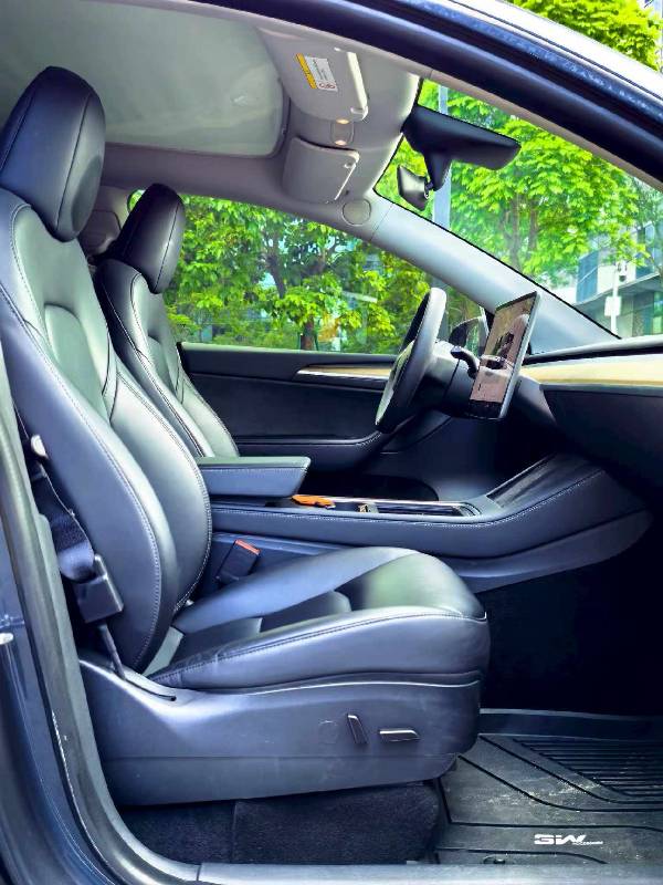Tesla Model Y 2022 #6 Tesla Model Y 2022 car image #6
