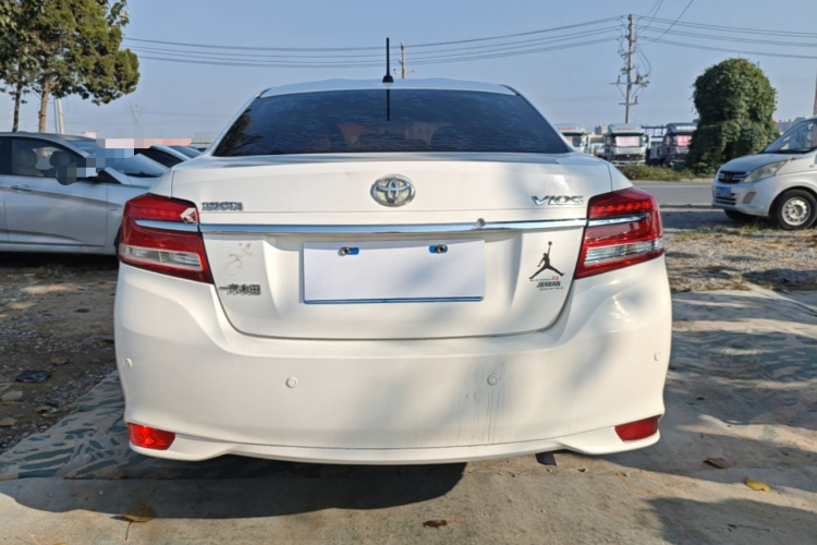 Toyota Vios 2017 صورة سيارة #6