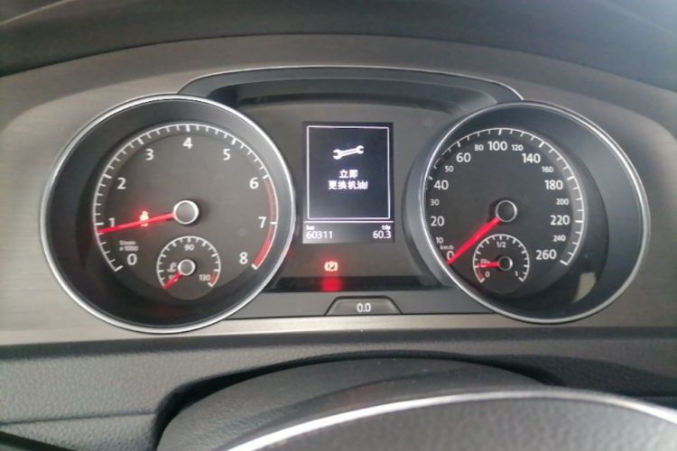 Volkswagen Golf 2014 car image #12