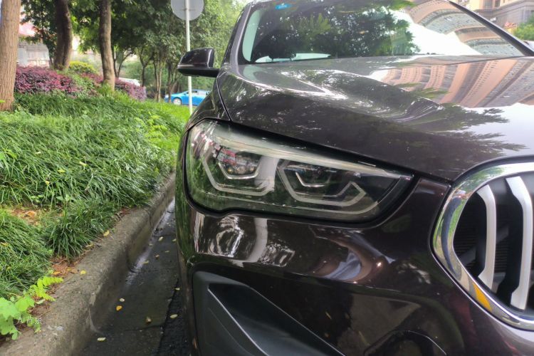 BMW X1 2019 car image #8