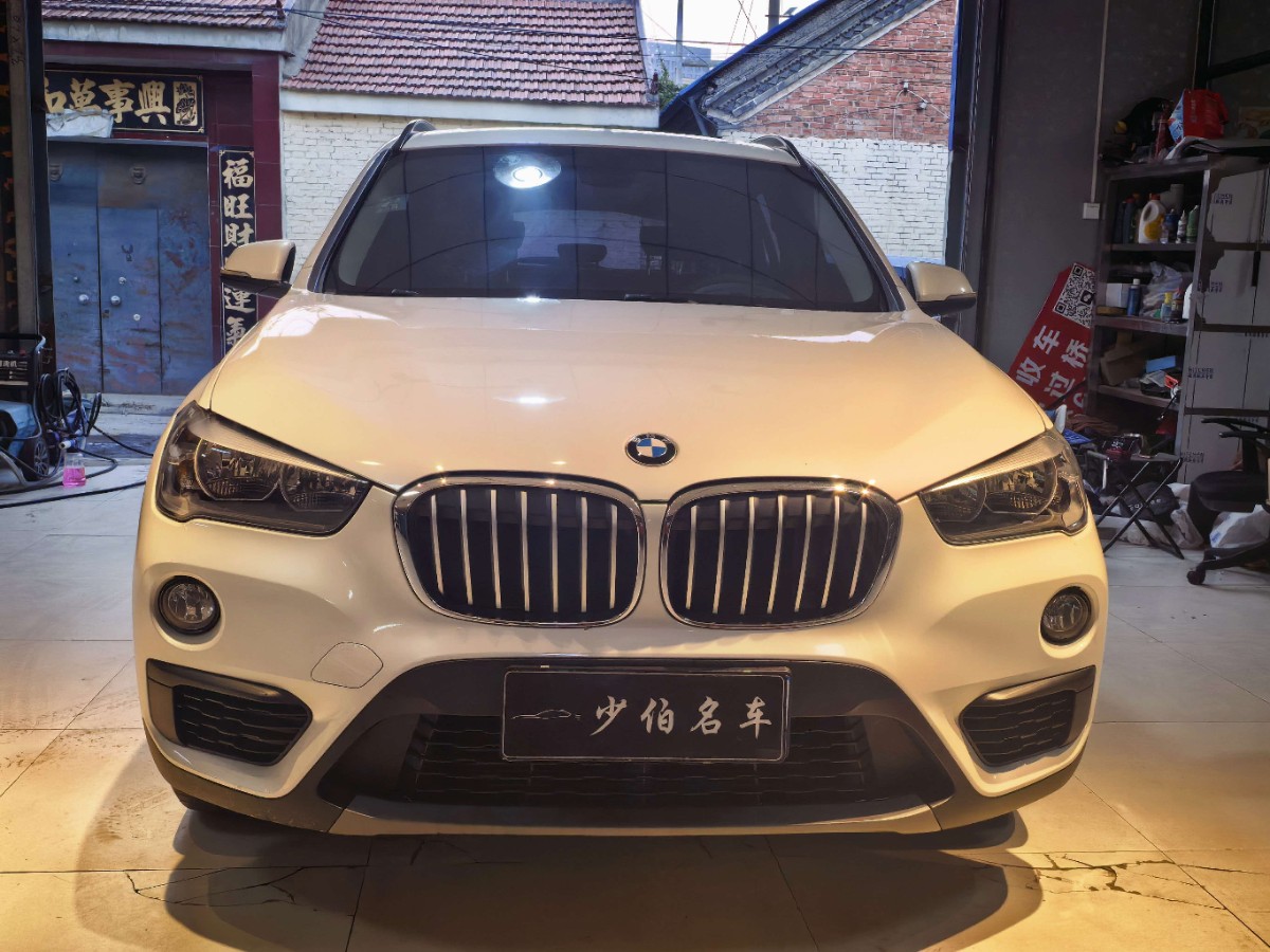BMW X1 2019 #2 BMW X1 2019 car image #2