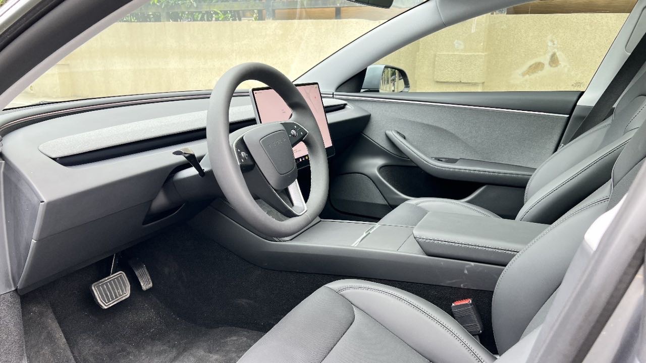 Tesla Model 3 2026 #8 Tesla Model 3 2026 car image #8