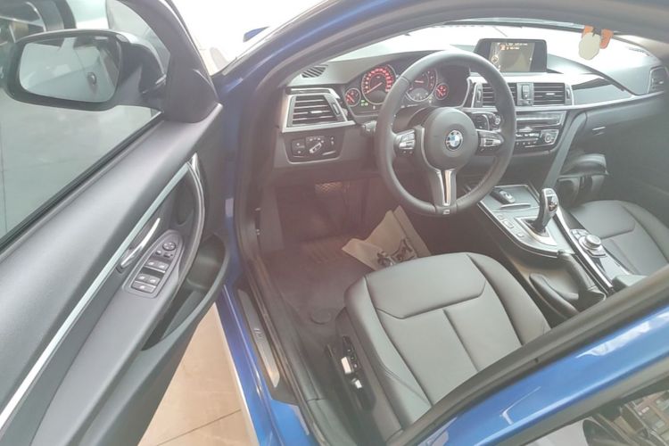 BMW 3 Series 2017 #16 BMW 3 Series 2017 صورة سيارة #16