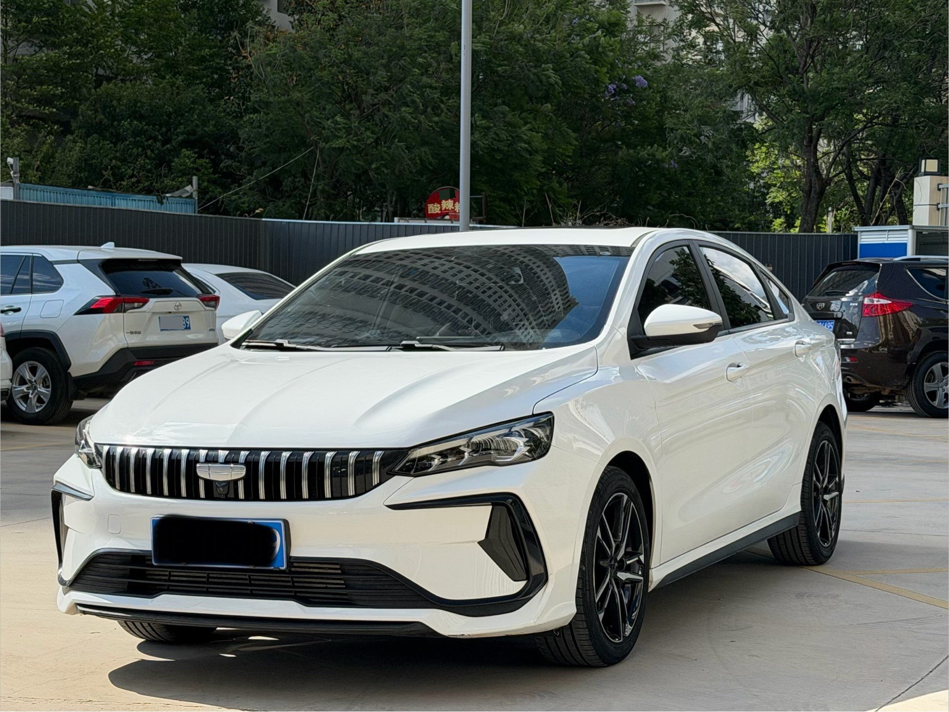 GEELY Binray 2024 GEELY Binray 2024 immagine di auto