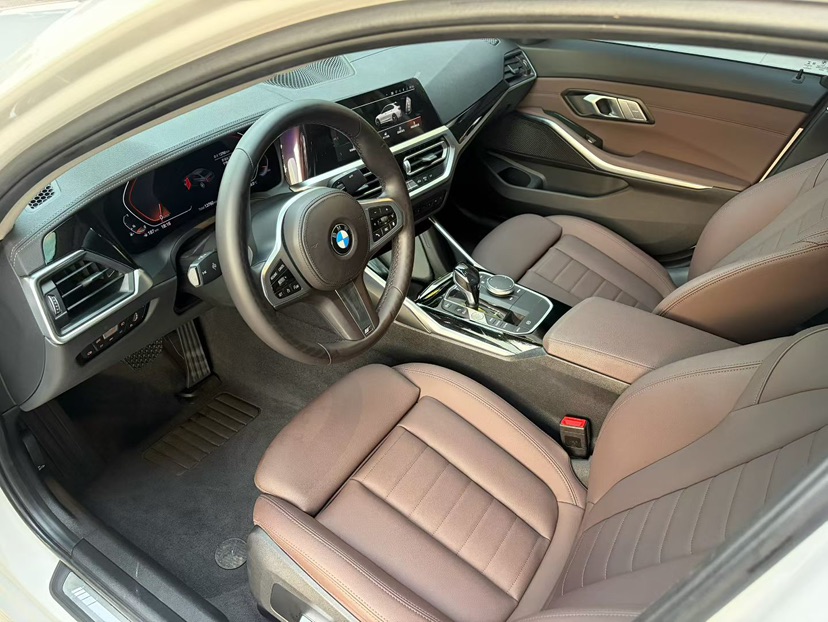BMW 3 Series 2021 car image #4