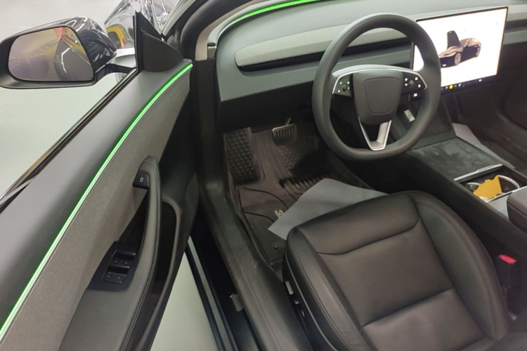 Tesla Model 3 2024 #12 Tesla Model 3 2024 car image #12