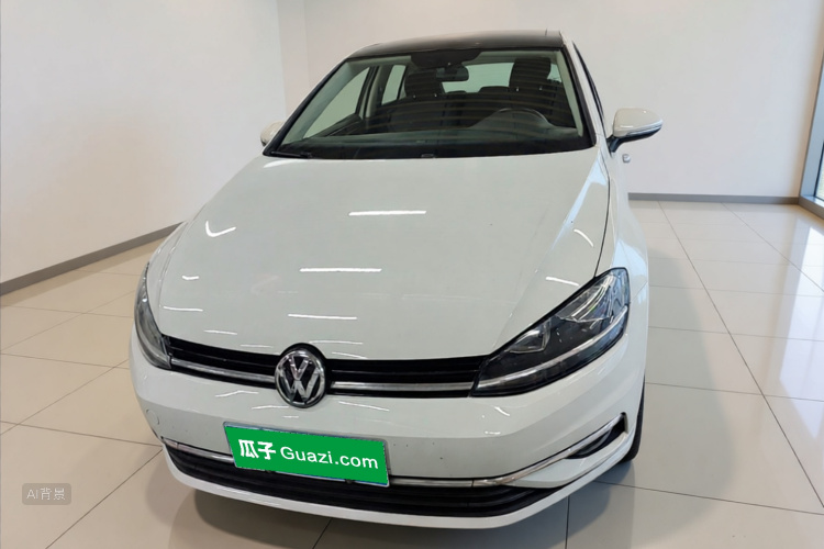 Volkswagen Golf 2020 car image #3