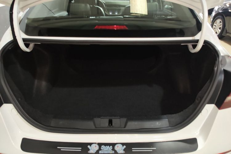 GEELY Emgrand 2021 car image #19