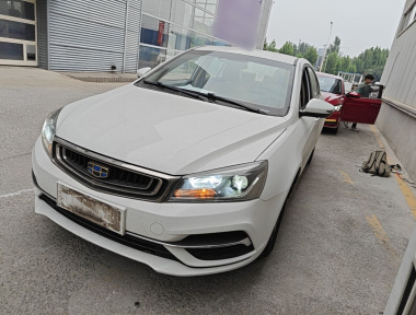 GEELY Emgrand 2018 GEELY Emgrand 2018 immagine di auto